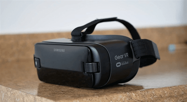 danh gia kinh thuc te ao samsung gear vr 2017 4 1 - Tìm hiểu về kính thực tế ảo Samsung Gear VR 2017