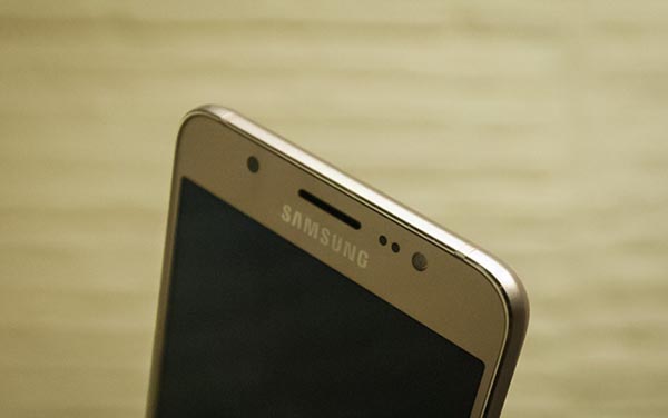 samsung galaxy j7 2016 danh gia - Đánh giá điện thoại Samsung Galaxy J7 có tốt không?