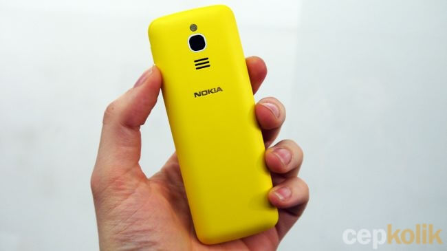 Đánh giá Nokia 8110 4G