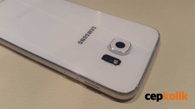 Đánh giá Samsung Galaxy S6 1